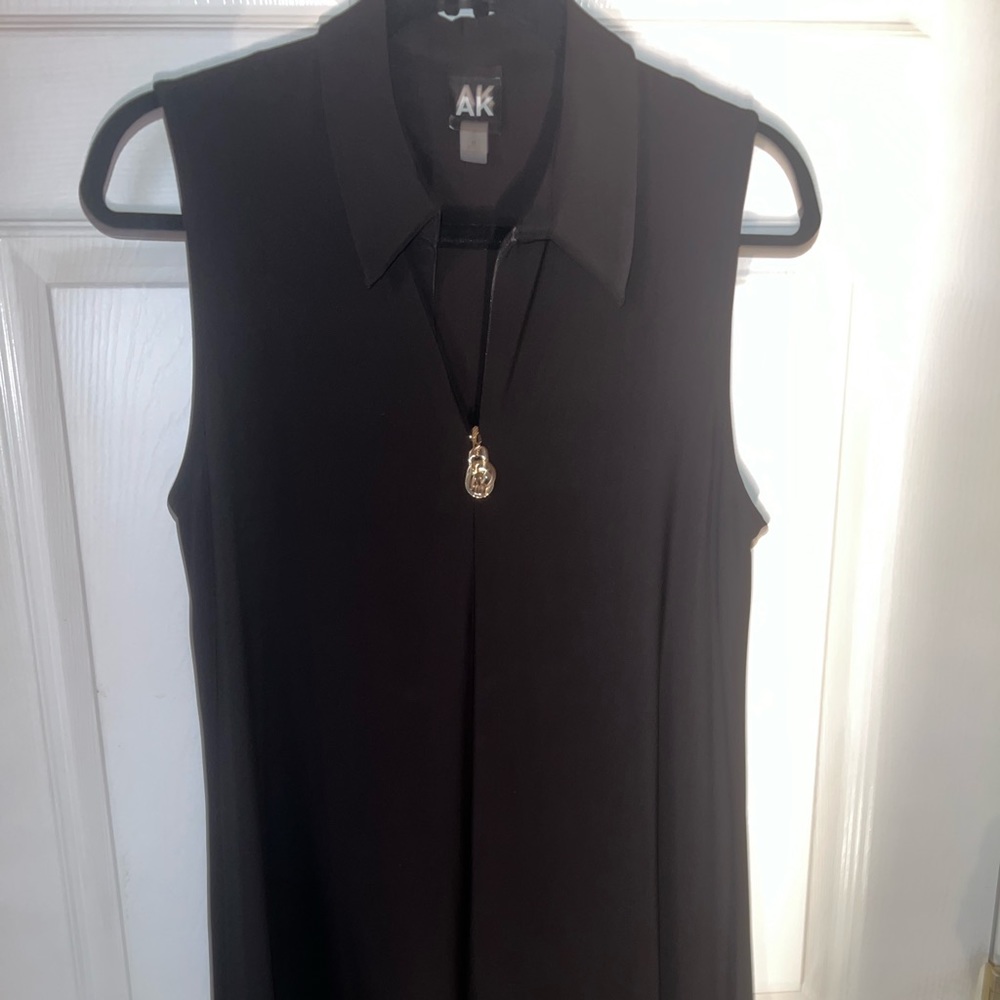 Anne Klein dress. Collar, zipper with logo in gold. Make a bundle and save $!